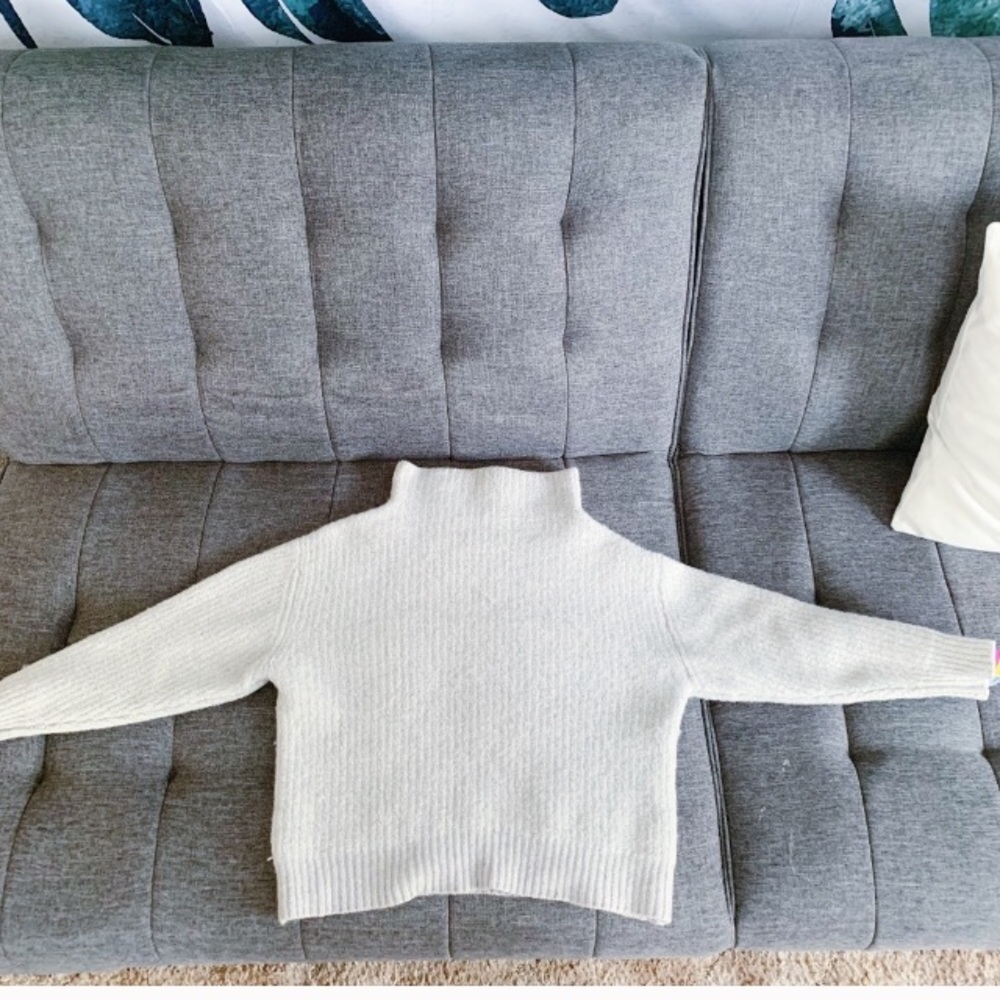 Wilfred sweater (shrunken)